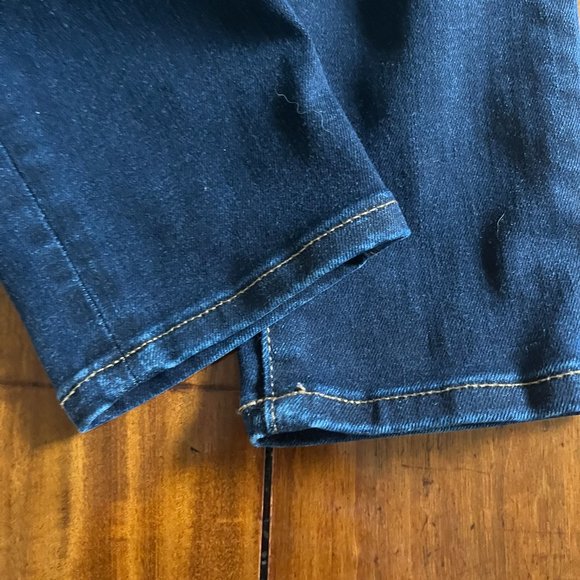 Madewell dark wash skinny. jeans - Picture 6 of 6